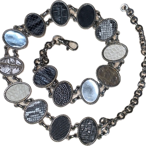 CONCHO BELT Reversible: Silver or animal-print embossed leather. OSFM VTG - Picture 1 of 17